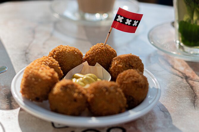 Private Amsterdam Red Light District and Food Tour (TOP RATED) - Starting at Amsterdam Centraal: getting your bearings first