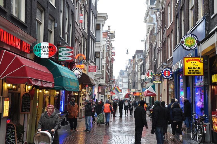 Private Amsterdam Walking Tour - Meeting at Park Plaza Victoria Hotel on Damrak 1-5