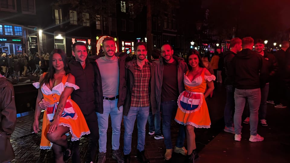 Private Bar Tour with Bar Maid Guide Amsterdam Red Light - Red Light District Etiquette: How to Enjoy It Without Being That Person