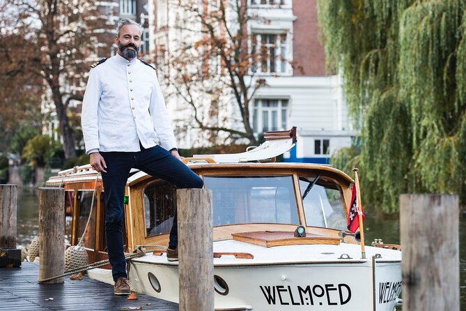 Private Champagne Canal Cruise in Amsterdam - Daytime views vs. evening lights: choosing the best departure time