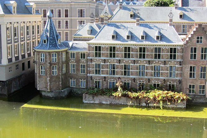 Private Delft and The Hague Tour incl. Madurodam from Amsterdam - The Hague time: a realistic 45-minute break for lunch