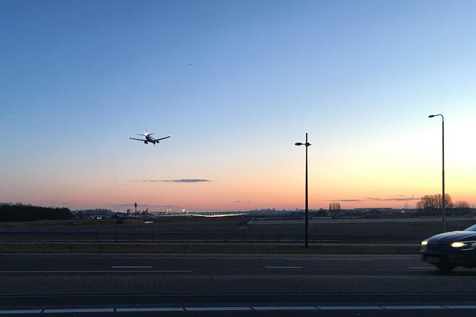 Private departure transfer from Amsterdam to Schiphol Airport (AMS) - The Ride Itself: Air-Conditioned Comfort + Wi‑Fi