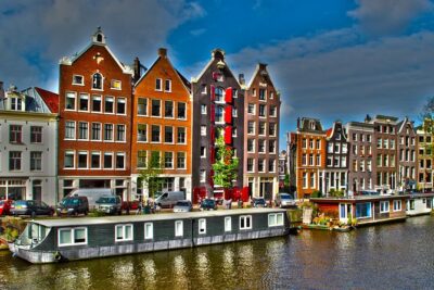 Private departure transfer from Amsterdam to Schiphol Airport (AMS) - Pickup in Amsterdam: Door Service That Actually Matters