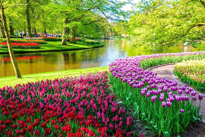 Private Keukenhof Park and Tulip Fields Tour (Skip-The-Line) - Keukenhof Gardens With Skip-the-Line Admission: How to Spend Your 5 Hours