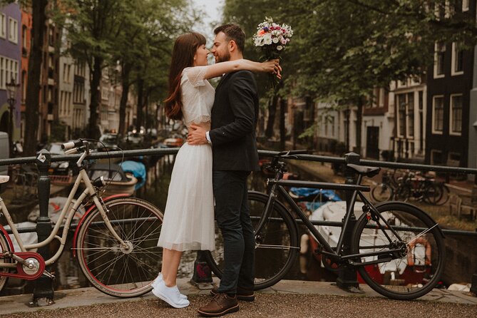 Private Love Story Photowalk Experience - Stop 3: The Jordaan for softer, intimate couple vibes