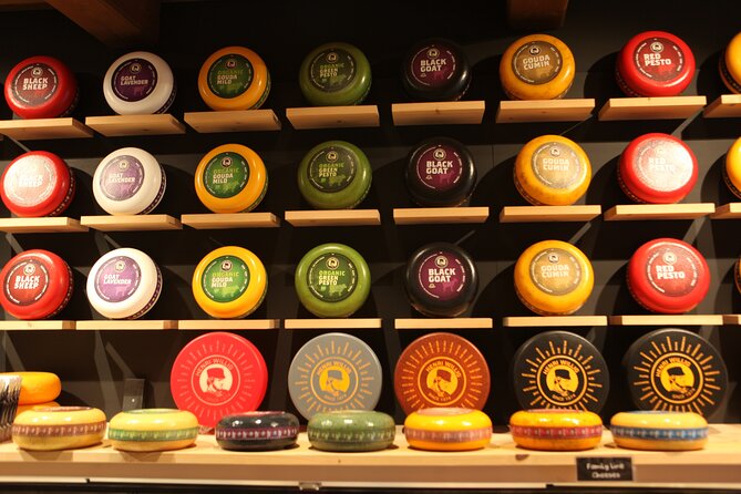 Private Off-the-beaten-path Countryside Windmill Tour - Jacobs Hoeve cheese farm: a tasting that actually teaches
