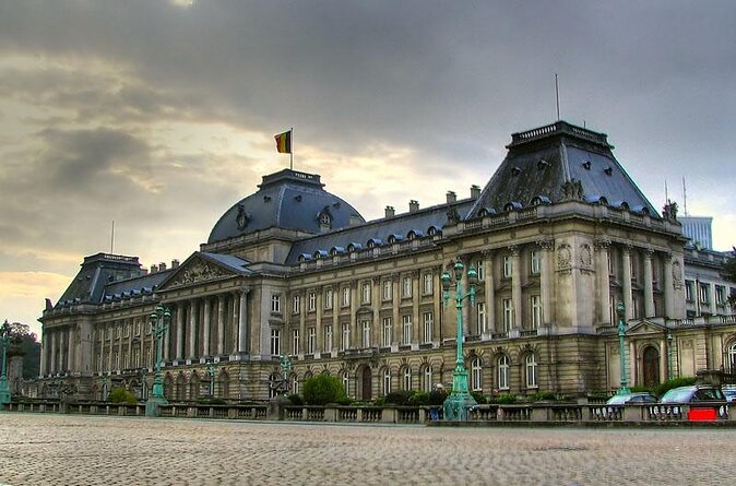 Private Sightseeing tour to Antwerp and Brussels from Amsterdam - St. Michael and St. Gudula Cathedral + Manneken Pis: Classic Brussels Beats