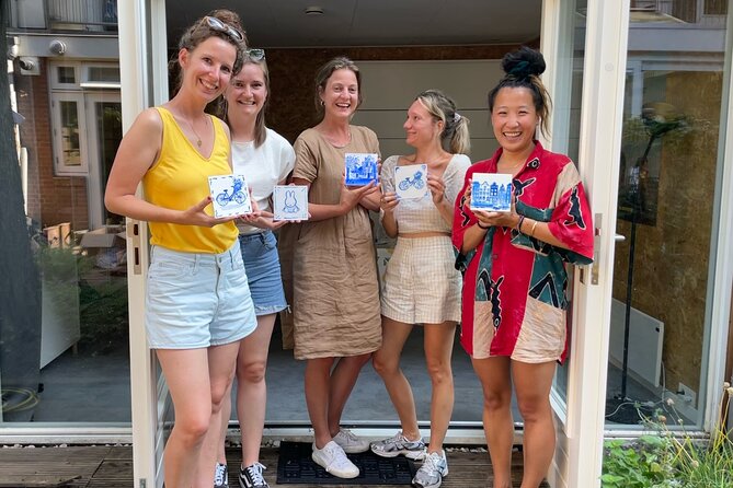 Private Souvenir Creation in Dutch Delft Blue from Netherlands - Practical Tips for a Smooth Tile-Making Afternoon