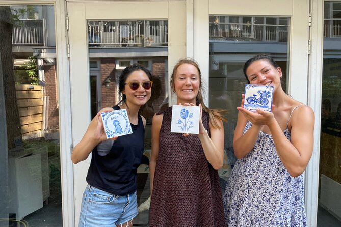 Private Souvenir Creation in Dutch Delft Blue from Netherlands - How the Delft Blue History Lesson Fits Into Painting