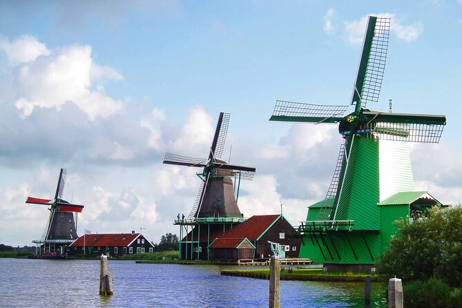 Private Tour to Giethoorn with boat and Zaanse Schans windmills - Price and Value: What You’re Paying For at $443.80 Per Person