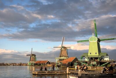 Private Tour to Zaanse Schans, Volendam, and Marken - 9:00 Pickup in Amsterdam and the Ride Toward Zaanse Schans