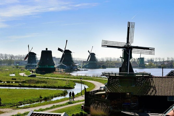 Private Tour Zaanse Schans Windmills and Volendam in Jaguar - Key Things to Know Before You Go