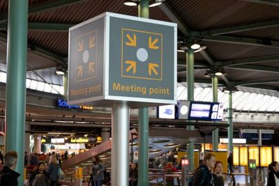 Private Transfer from Amsterdam Airport Schiphol to The Hague - Where you meet your driver at Schiphol (and why it matters)