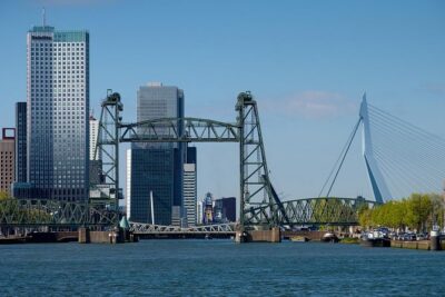 Private Transfer from Amsterdam city center to Rotterdam - The 60-Minute Ride: Comfort Details That Matter on a Day Trip