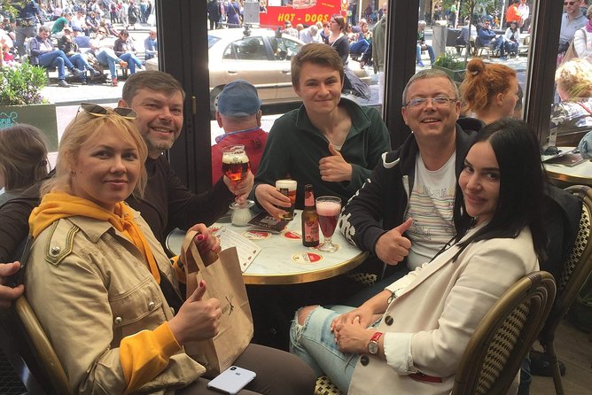 Private Walking Food Tour in Amsterdam - The walking rhythm: how 20–30 minute stops feel in a 3-hour tour
