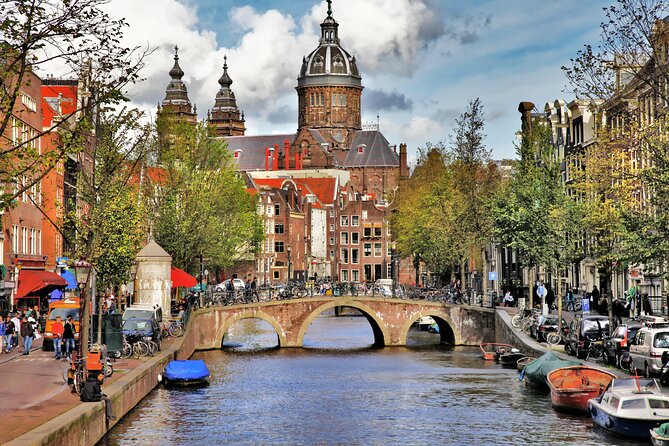Private walking tour Amsterdam. English or Spanish. - De Waag, the Tower of the Coin, and Rembrandt’s trail