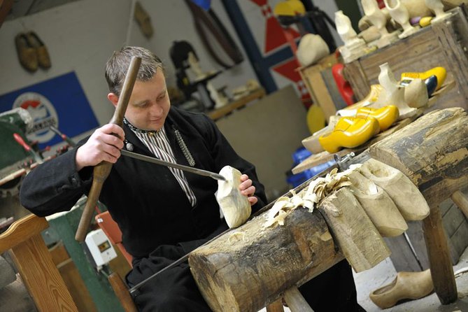 Private Workshop for Wooden Shoe Making in Simonehoeve - The cheese farm tour: tastings after the tools