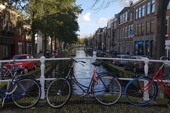 privatetour Delft, The Hague&Rotterdam Kinderdijk from Amsterdam - Delft stops: Royal Delft Experience, Nieuwe Kerk, and the Markt