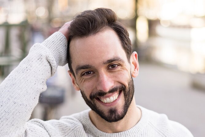 Professional Tinder Photo Session in Amsterdam - What You Do During the 1-Hour Shoot (and How Longer Packages Work)