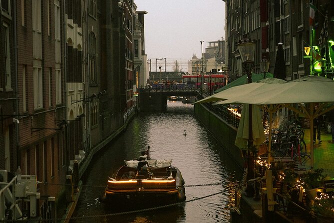 Red Light District Tour - It's History & It's Future - Why a Red Light District tour at 8 pm helps your brain