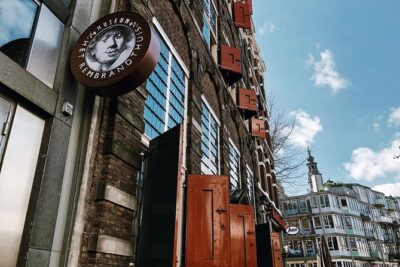 Rembrandt House & Neighborhood Guided Tour Semi-Private 8ppl Max - Spiegelkwartier and the UNESCO canal vibe along Singelgracht and Spiegelgracht