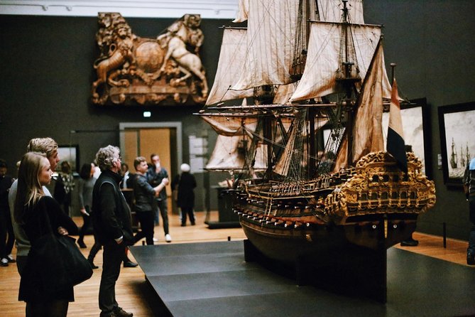 Rijksmuseum & Amsterdam City Center - Exclusive Guided Tour - From Dam Square and Herengracht to Papeneiland: Landmarks and a Sweet Finish