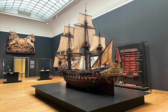 Rijksmuseum Guided Tour, private local Dutch guide - The Great Hall Experience: Craftsmanship Under Cuypers