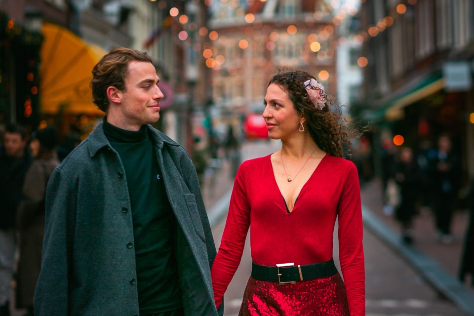 Romantic Photoshoot Experience for Couples in Amsterdam - Why the 9 Straatjes works so well for couple photos