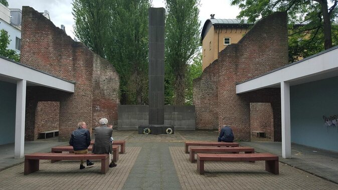 Self-Guided Audio Tour Holocaust Series: The Jewish Quarter - Key highlights worth planning for