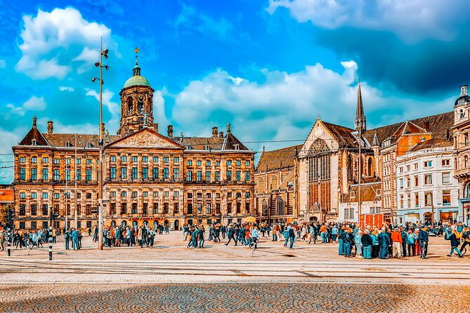 Skip-the-line Royal Palace of Amsterdam Private Guided Tour - Where the Old Town walk fits: pace, photos, and ending at Central Station