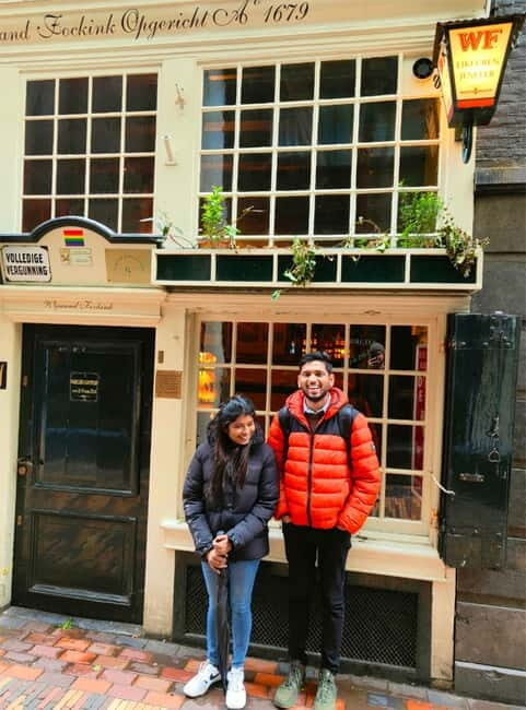 Skipping Lines & Sipping Beers: A History Tour of Amsterdam - Price and value: is $80 a good deal for this plan?