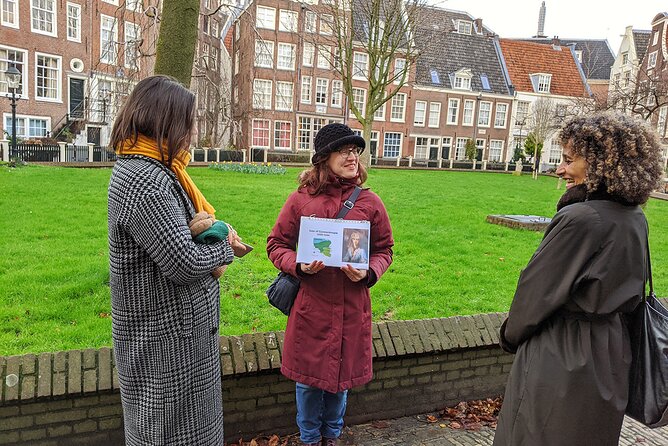 Small-Group Women's History Tour in Amsterdam - Nes: Theatre Power and a Million-Dollar Story with a Twist