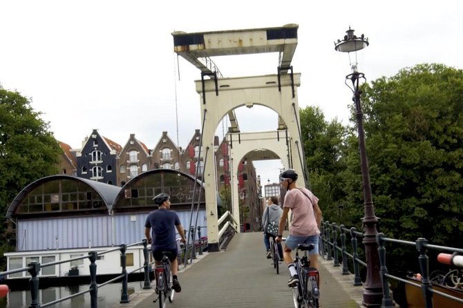 Urban Adventures Amsterdam Bike Tour, Graffiti and Magnet Fishing - Price and value of the $59.26 bike tour