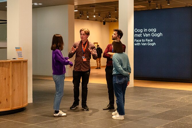 Van Gogh Museum Private Tour - Whisper system: why it makes a museum tour feel smoother