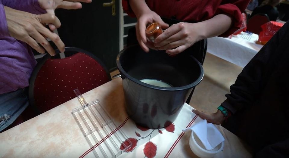 Volendam: 2.5-Hour Cheesemaking Workshop & Clog Making Tour - Price and value: what $145 covers (and what it doesn’t)