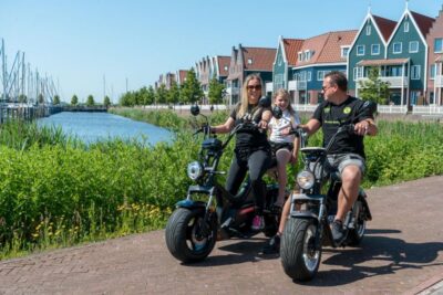 Volendam: E-Scooter Rental - How the E-Scooter Freedom Works (Speed, Stops, and a Map)