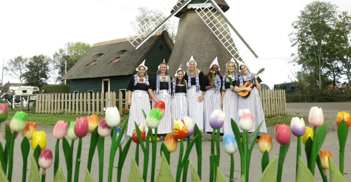 Volendam: Traditional Costume Photo with Cheese & Clog Tour - The Simonehoeve Cheese Stop: Gouda and Edam with Real Tastings
