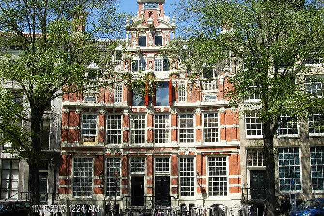 Walking tour of 2 hours of the highlights of Amsterdam - A 2-hour Amsterdam walk that gets you oriented fast