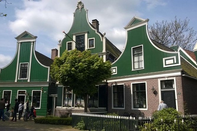 Zaanse Schans 3-Hour Private Tour from central Amsterdam, Airport or Port - Zaanse Schans: the windmills-and-crafts shortcut