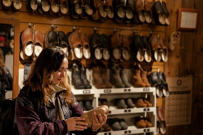 Zaanse Schans and Cheese Tasting Guided Tour from Amsterdam - Catharina Hoeve Cheese Farm: Tasting That Actually Satisfies
