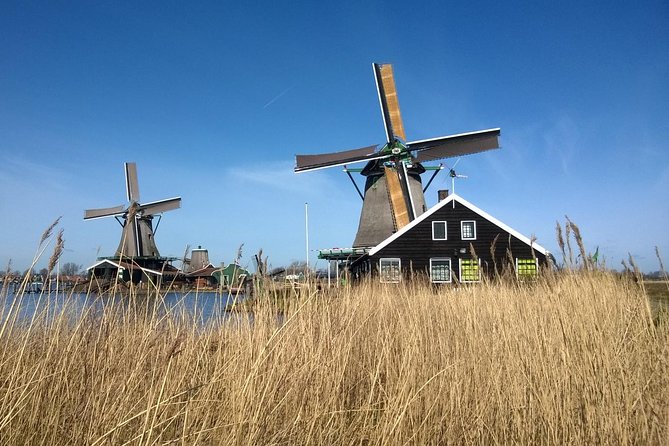 Zaanse Schans and Volendam Private Tour from Amsterdam - Clogs and Paintmill De Kat: two workshop stops that change the whole feel