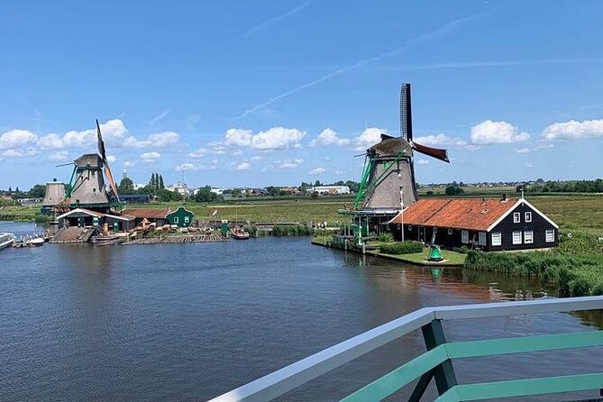 Zaanse Schans Giethoorn Private Tour from Amsterdam Canal Cruise - Private Pickup, Wi‑Fi, And The Timing That Makes It Work