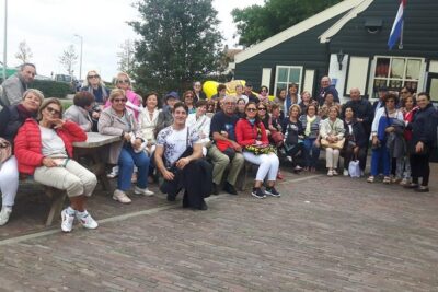 Zaanse Schans windmill tour with Italian guide - Catharina Hoeve cheese farm: Gouda tasting and the water story