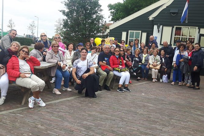 Zaanse Schans windmill tour with Italian guide - Catharina Hoeve cheese farm: Gouda tasting and the water story