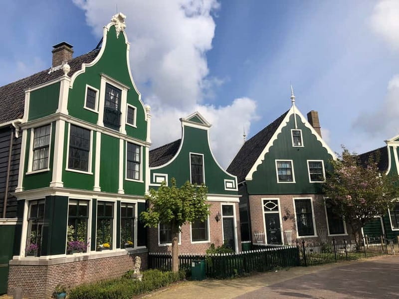 Zaanse Schans Windmills, Fishing Villages & Countryside - Who this tour suits best (and who should choose differently)